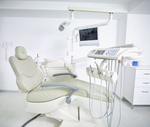 Dental treatment chair