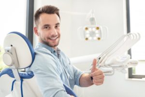 patient giving a thumbs-up before getting nitrous oxide in Gramercy Park 